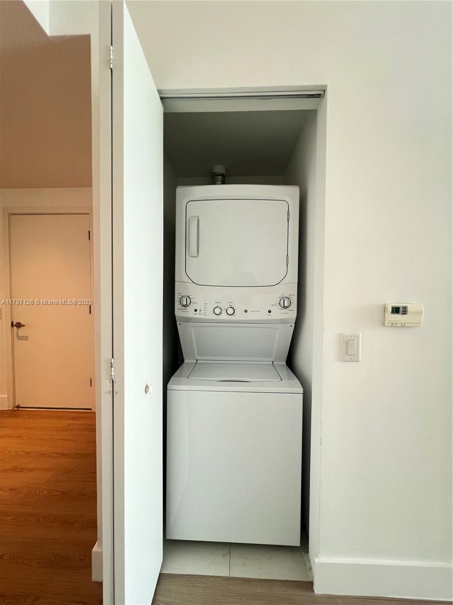 Listing Photo 12