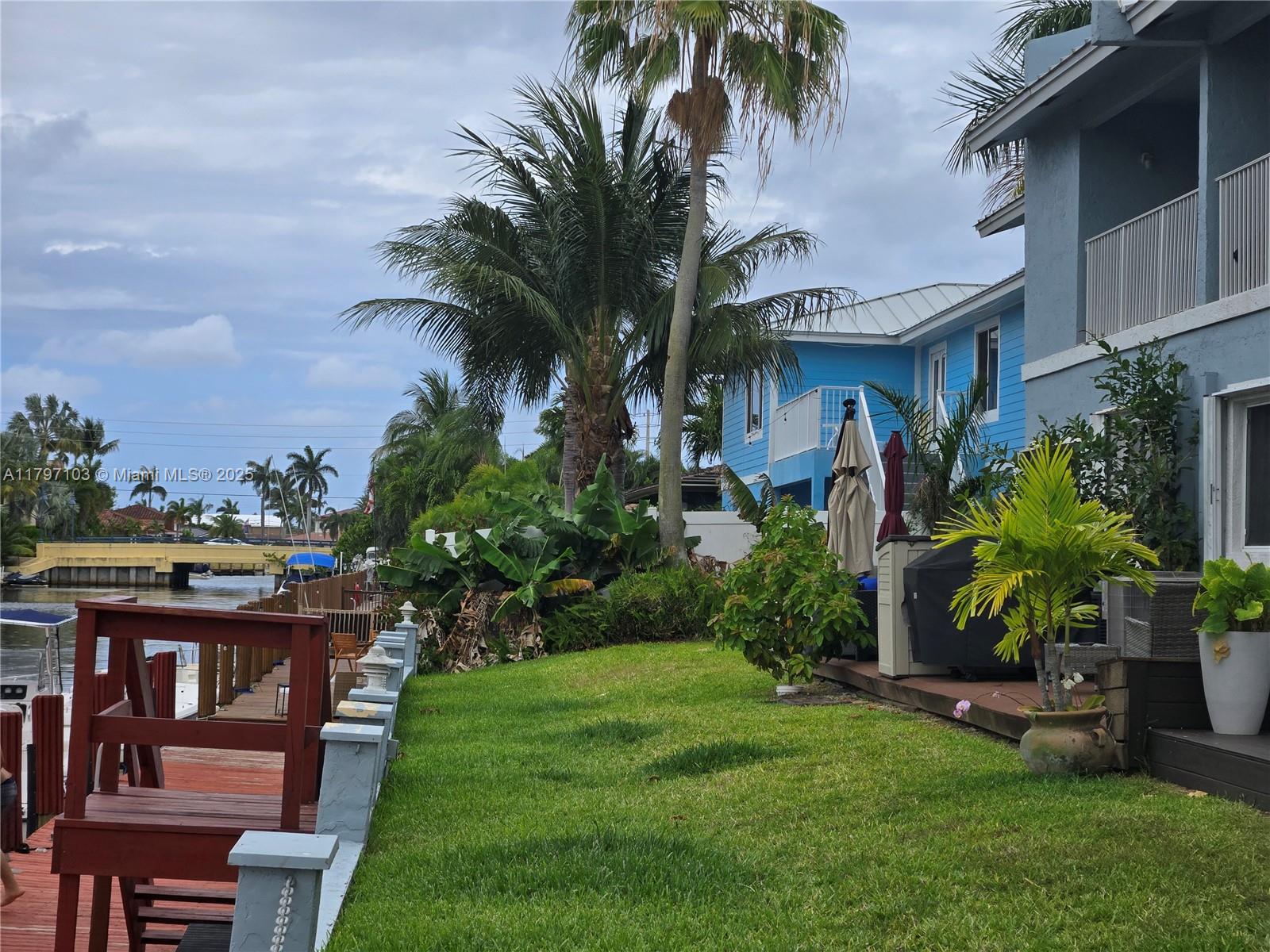 2115 NE 44th St, Lighthouse Point, Florida image 3
