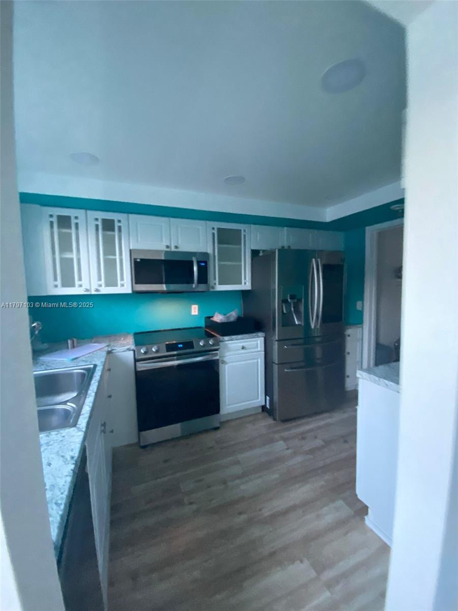 2115 NE 44th St, Lighthouse Point, Florida image 5