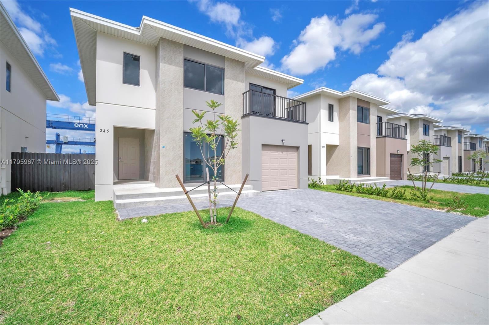 Property photo # 0
