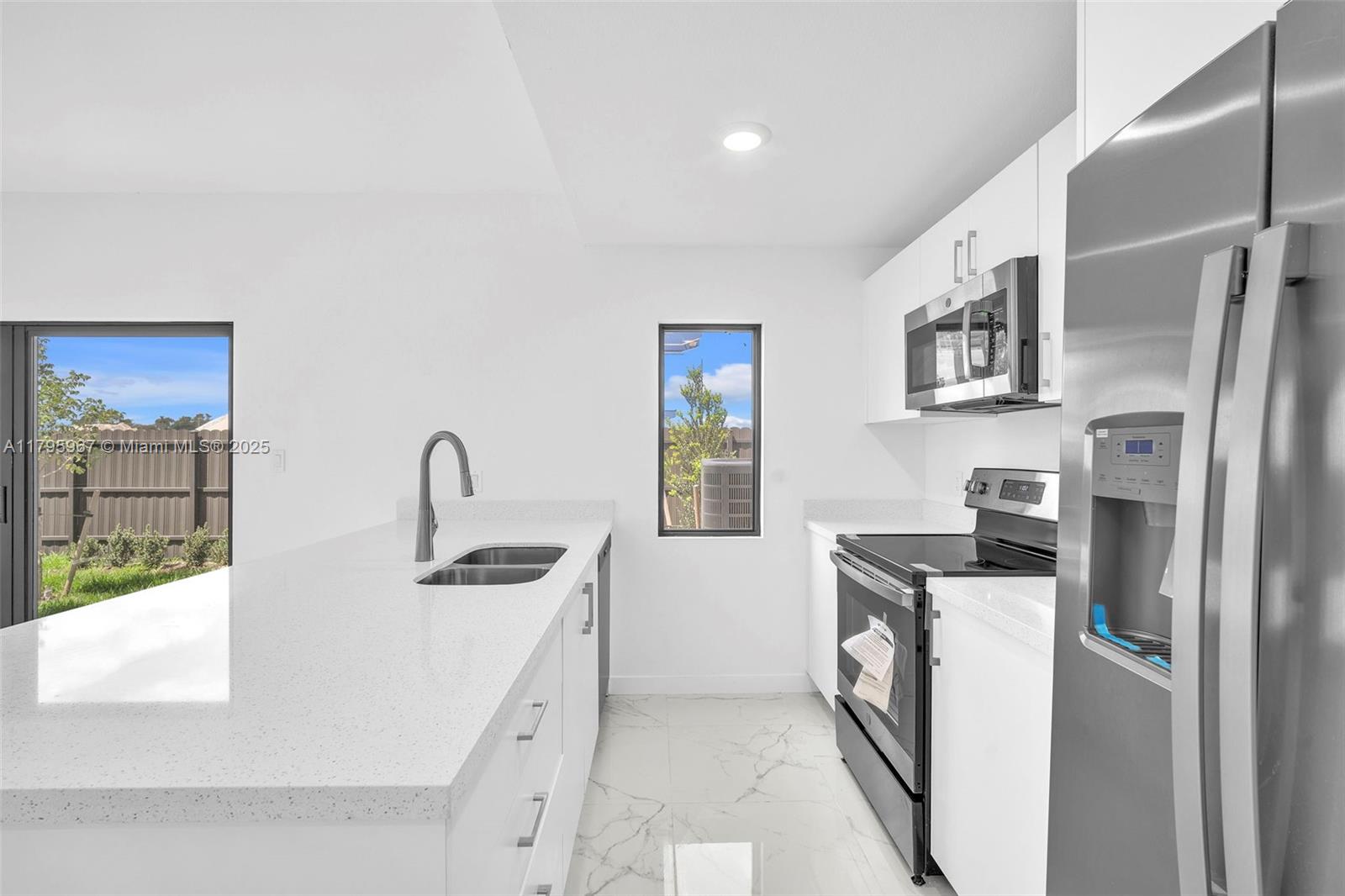 Property photo # 6