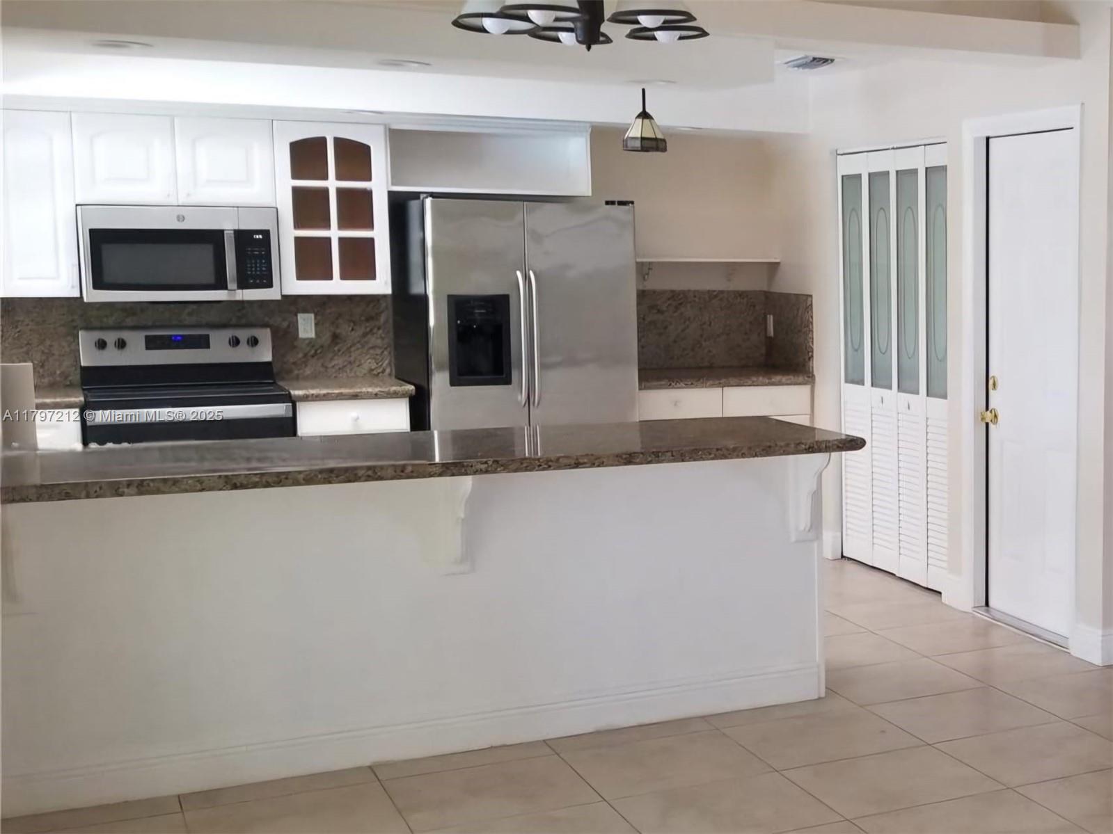 Property photo # 9