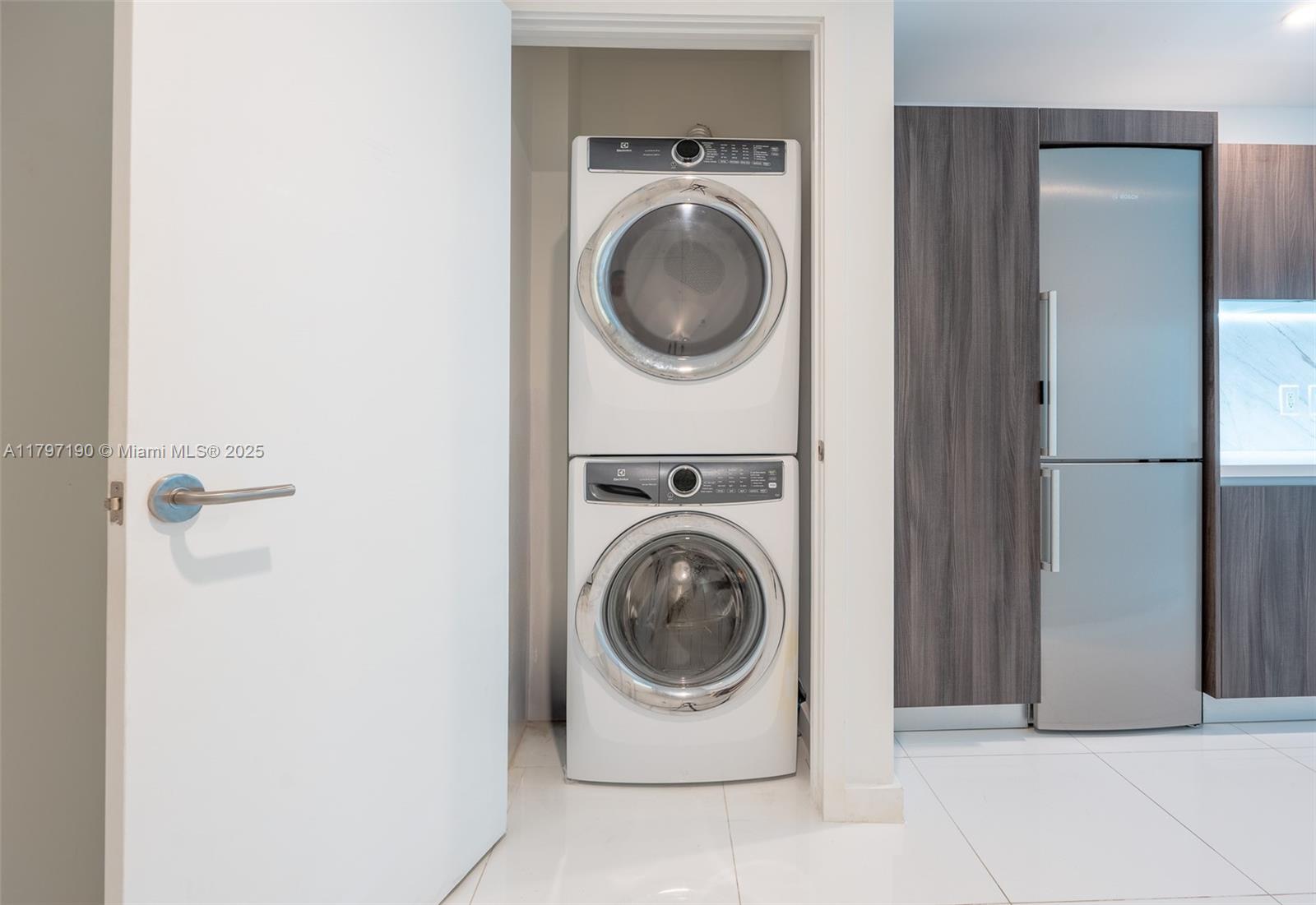 851 NE 1st Ave #205, Miami FL 33132