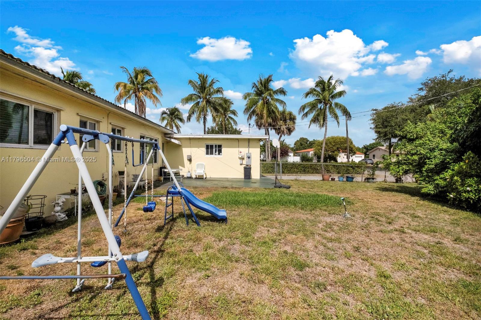Listing Photo 6