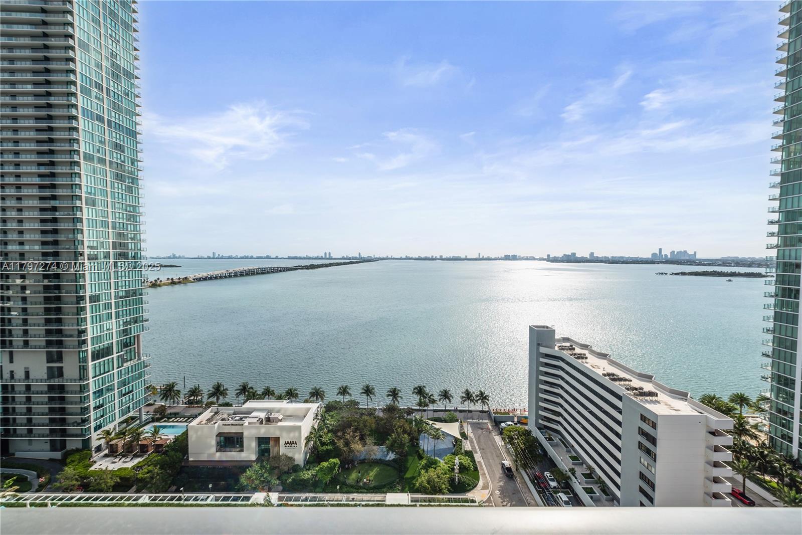 480 NE 31st St #1802, Miami FL 33137