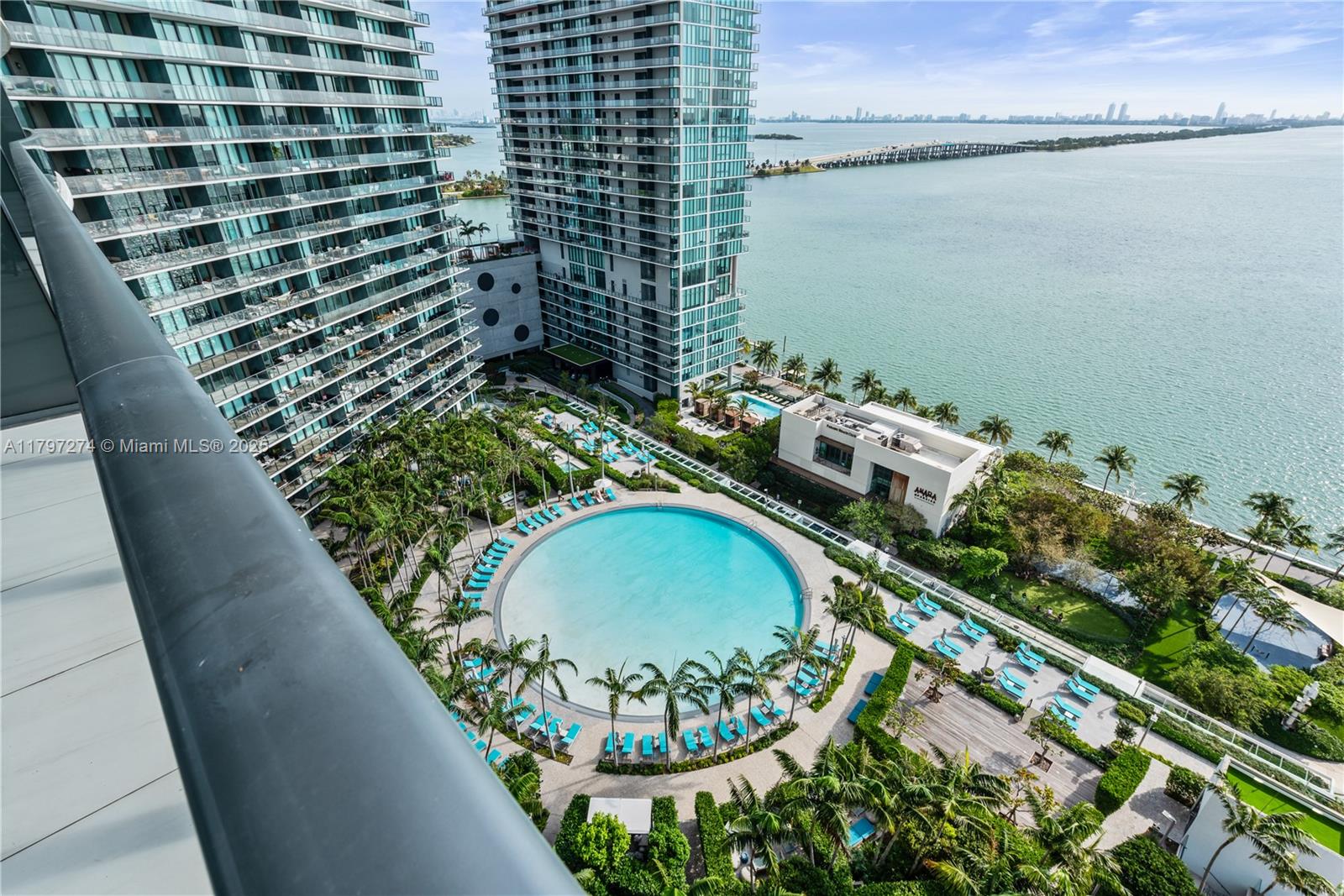480 NE 31st St #1802, Miami FL 33137