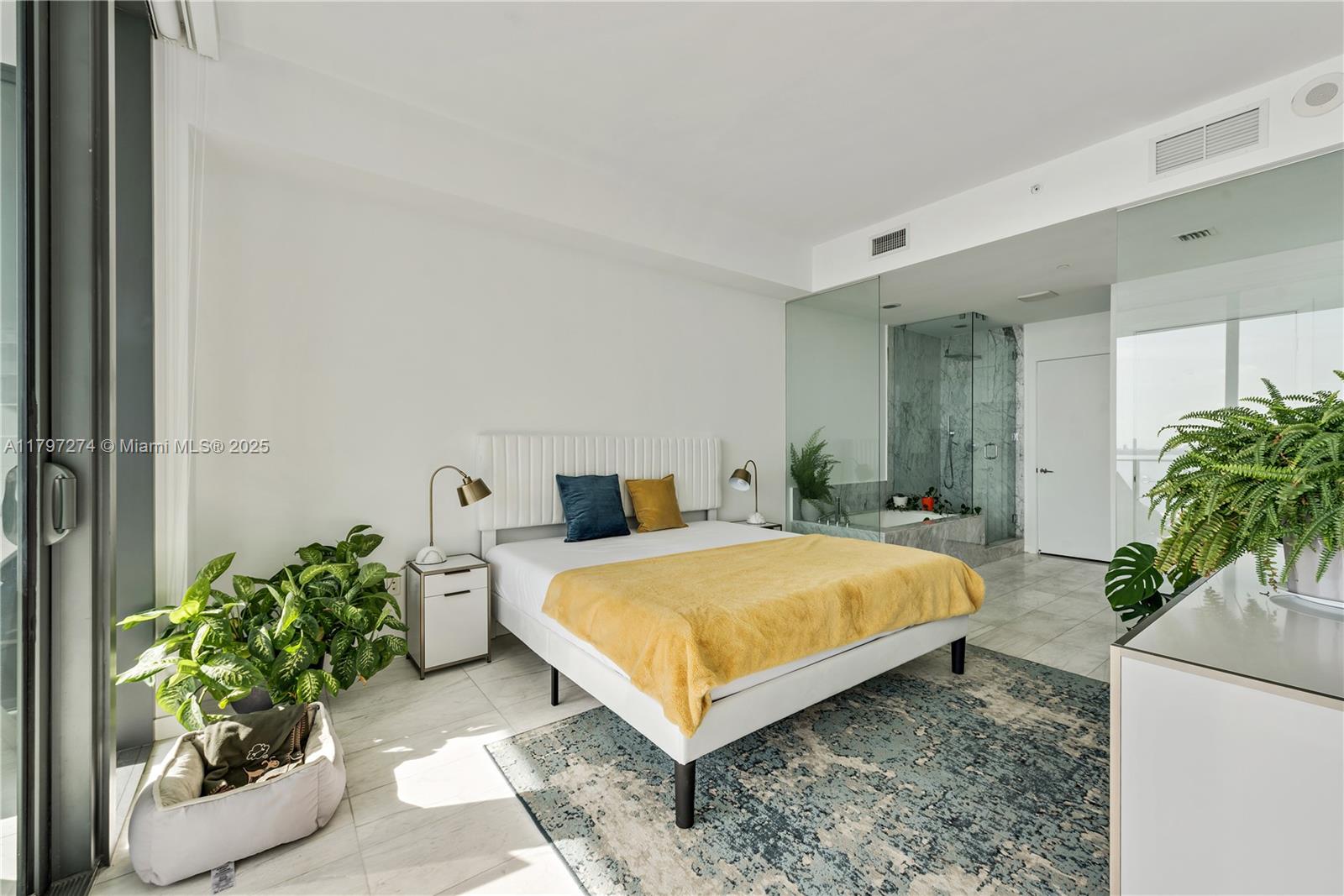 480 NE 31st St #1802, Miami FL 33137