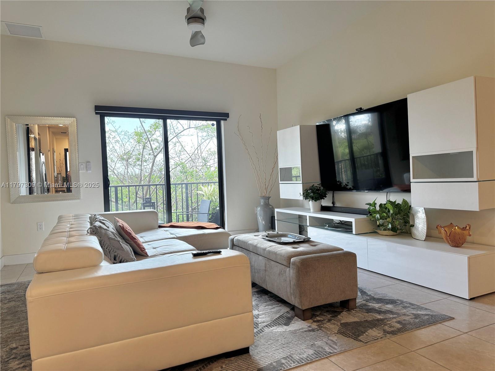 8175 NW 104th Ave #21, Doral, Florida image 11