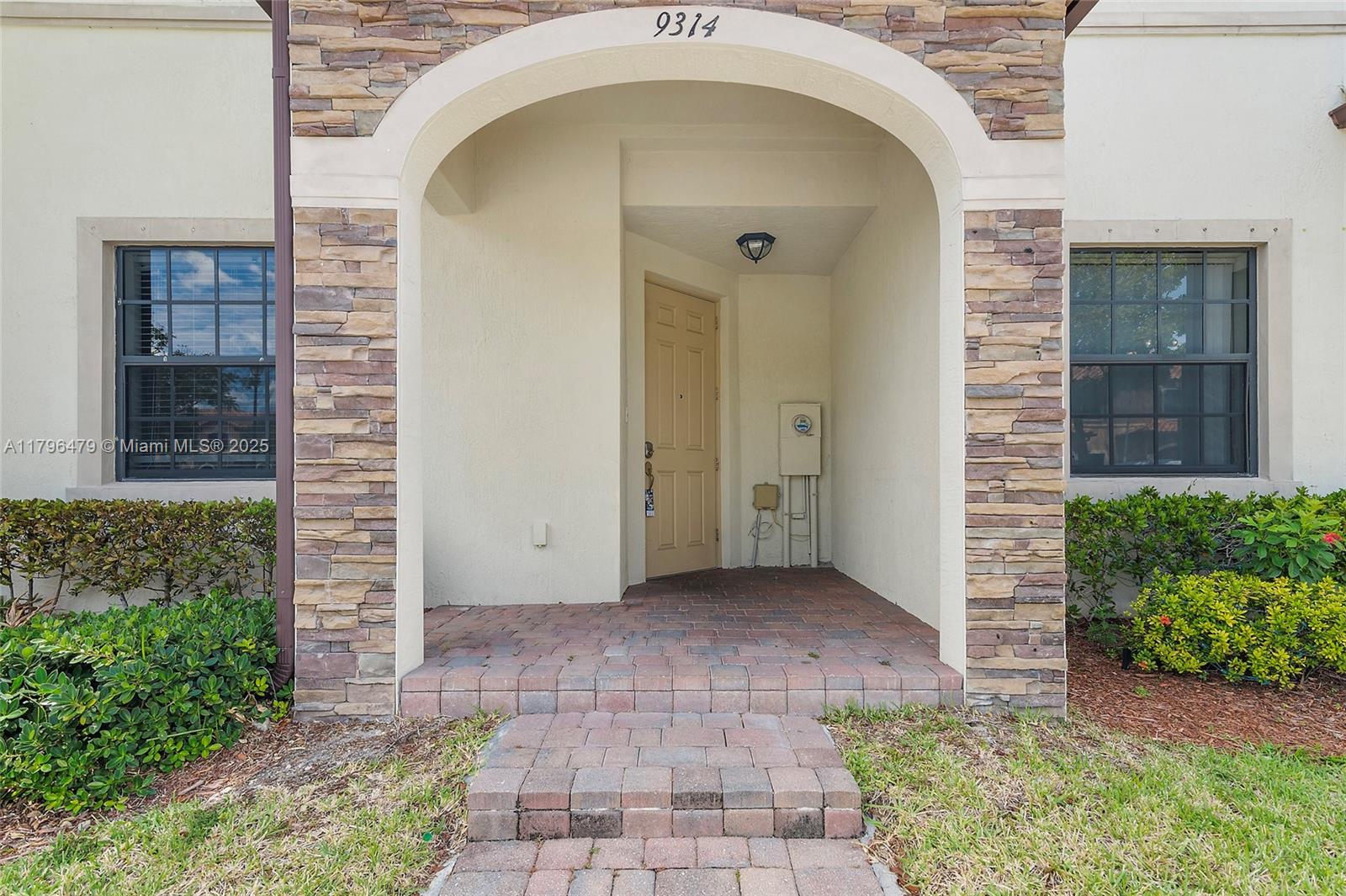 Property photo # 8