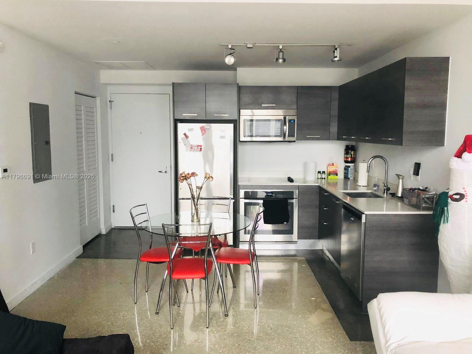 Property photo # 3