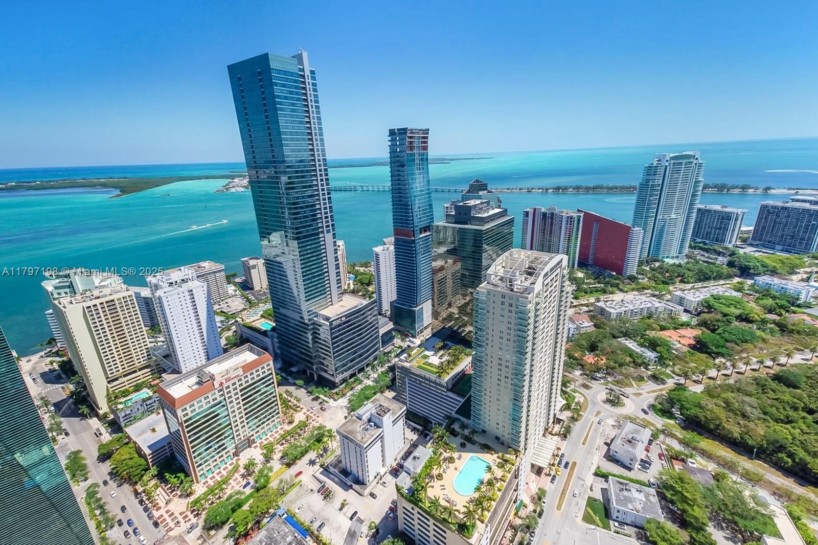 Condo for Sale in Miami, FL