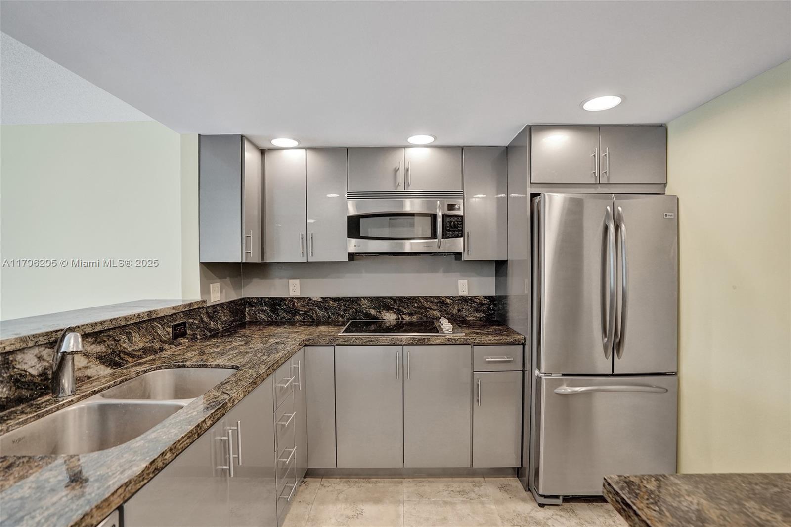 Property photo # 4