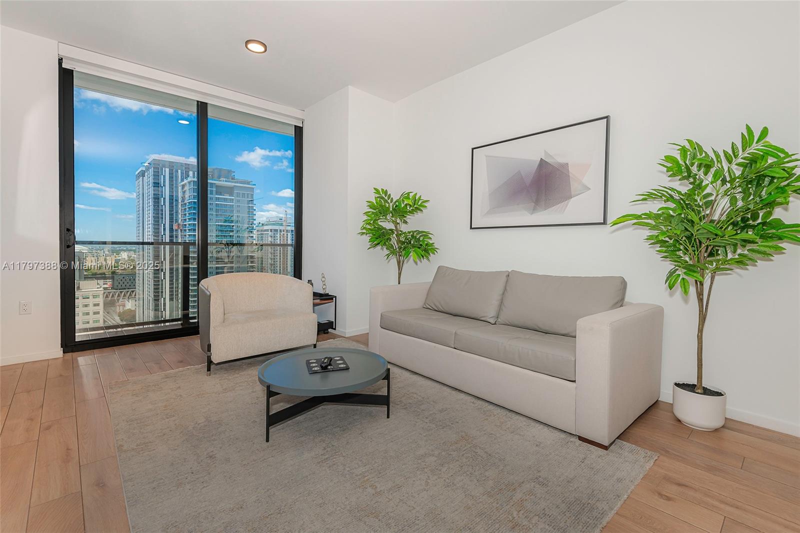Property photo # 2