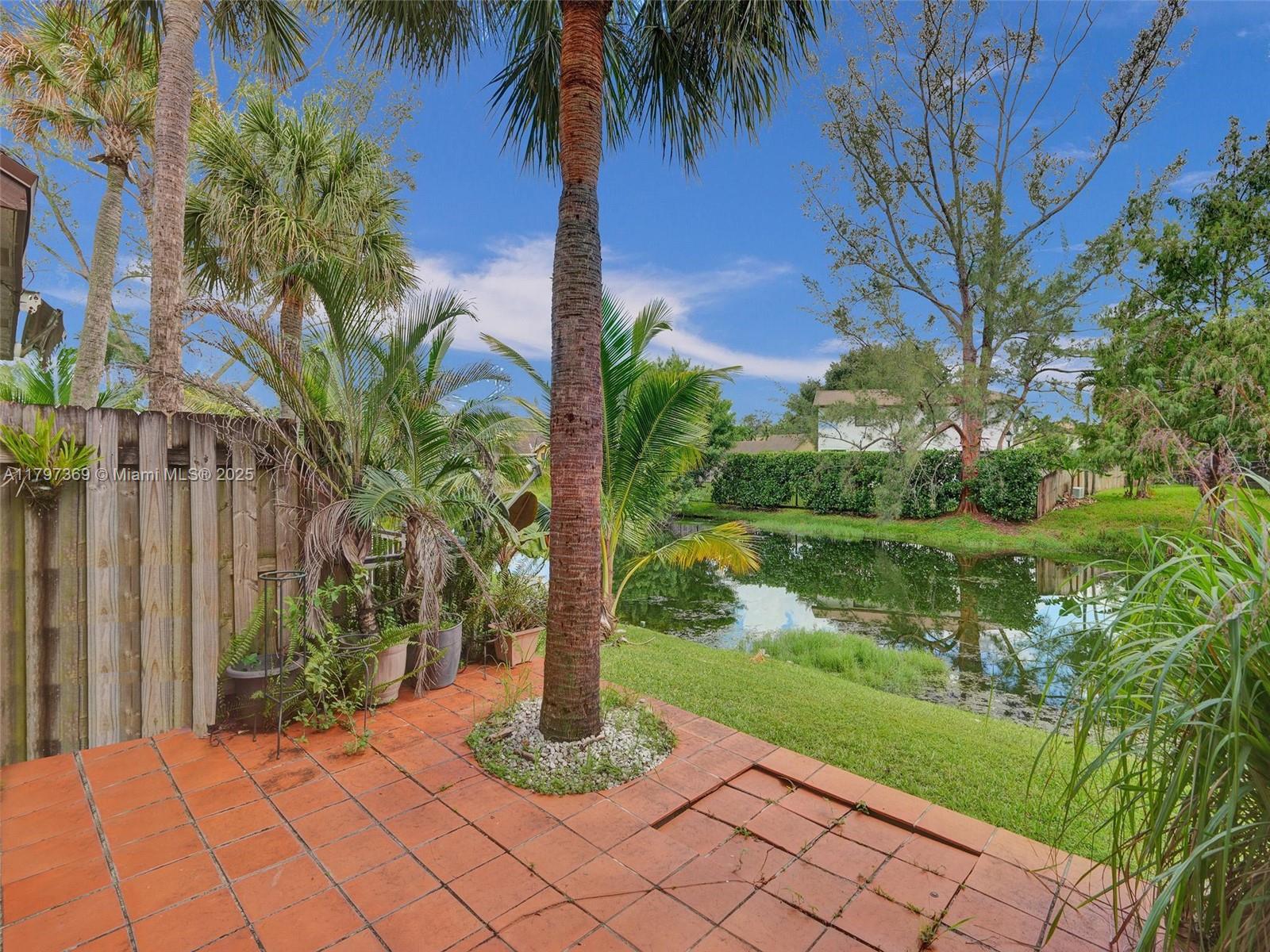 9570 SW 3rd Ct, Pembroke Pines, Florida image 27