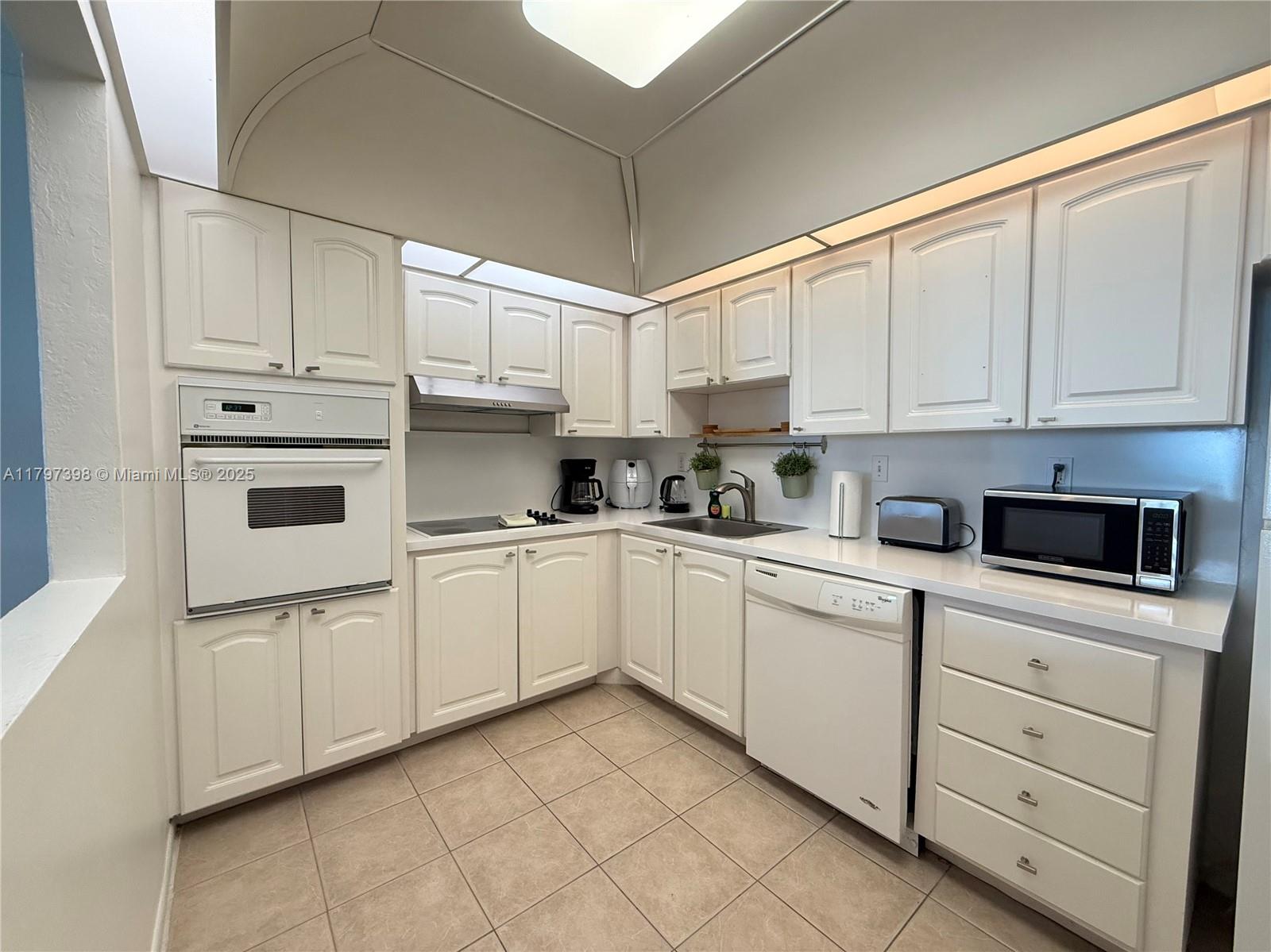 Property photo # 7