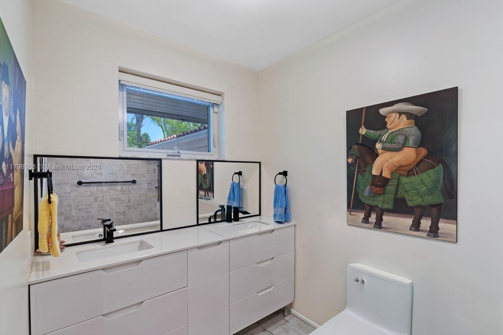 10301 E Broadview Dr, Bay Harbor Islands, Florida image 17