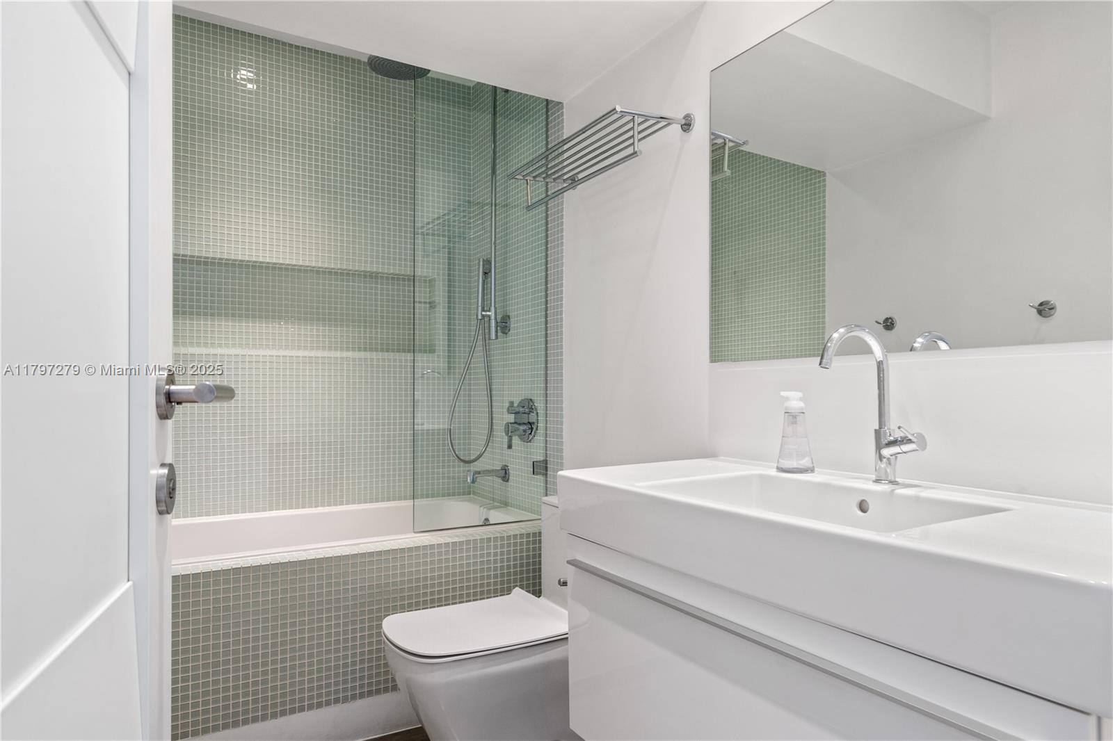 4001 Monserrate St, Coral Gables, Florida image 33
