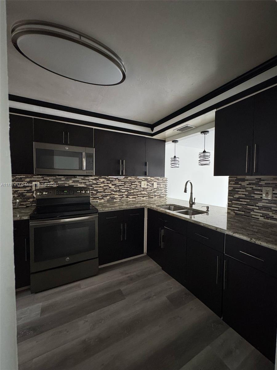 Property photo # 7