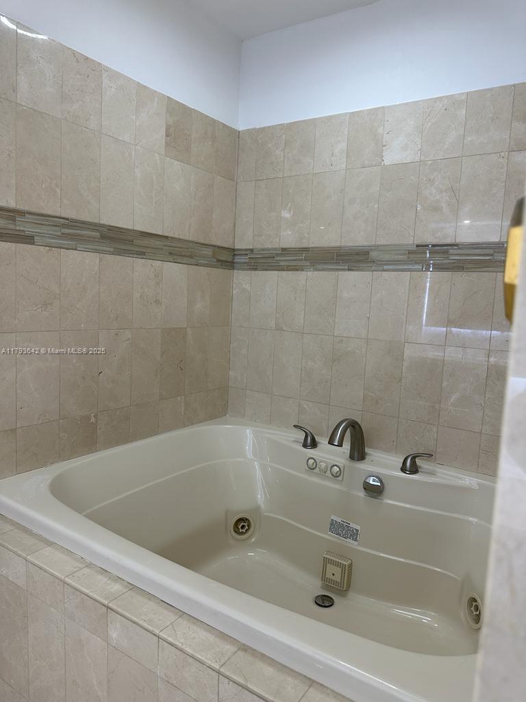 251 Crandon Blvd #430, Key Biscayne FL 33149