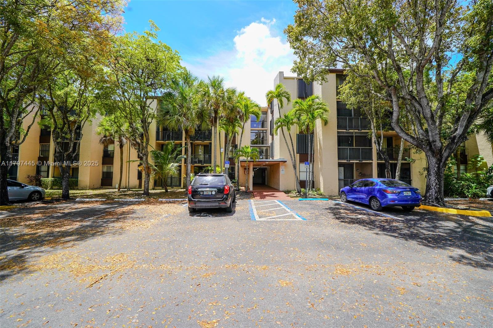 14201 N Kendall Dr #411D, Miami, Florida image 1