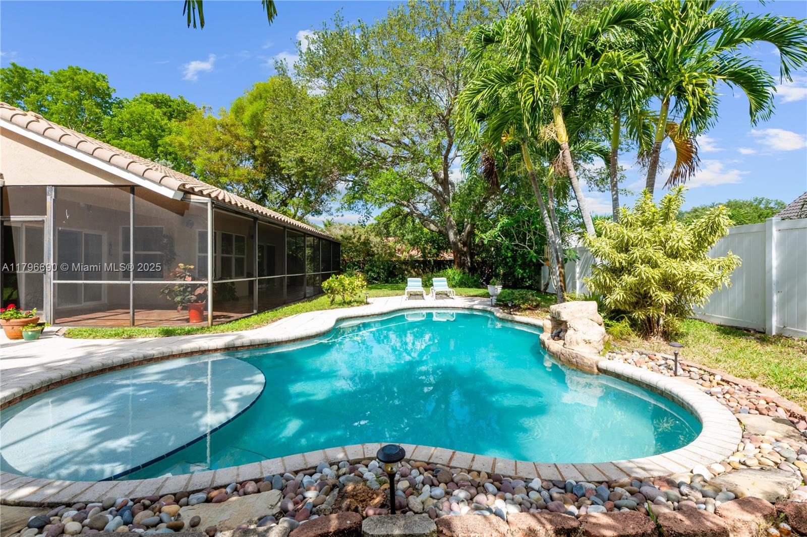 15941 Cobblestone Ct, Davie, Florida image 1