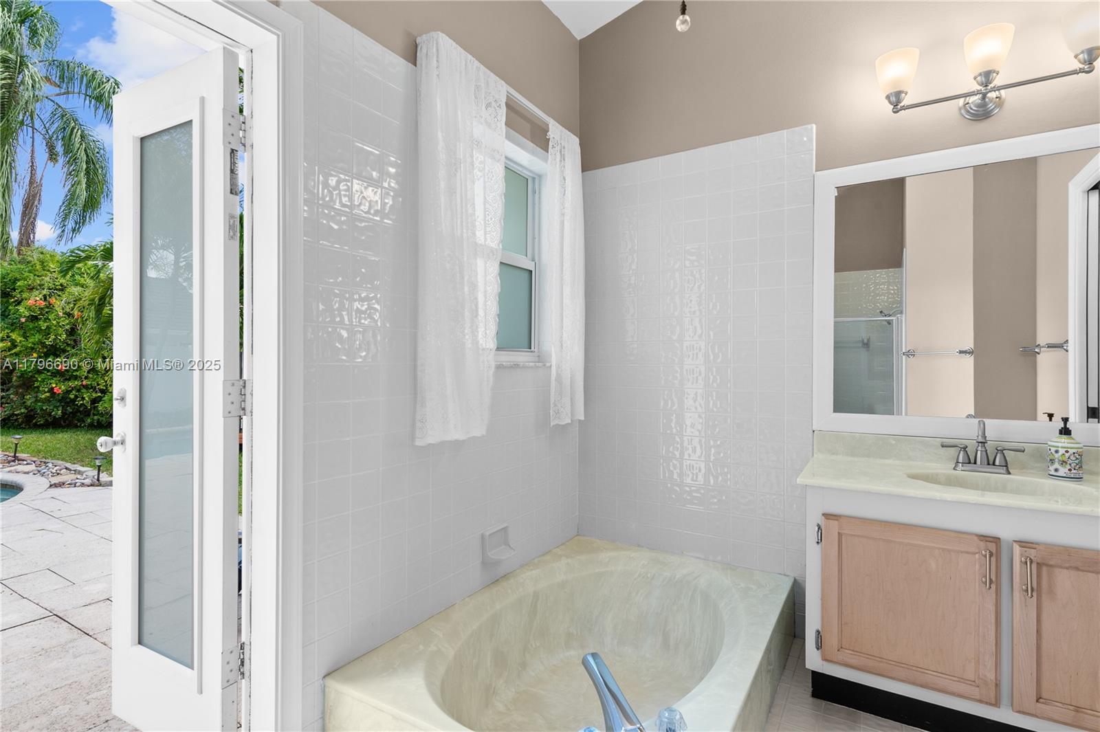 15941 Cobblestone Ct, Davie, Florida image 18
