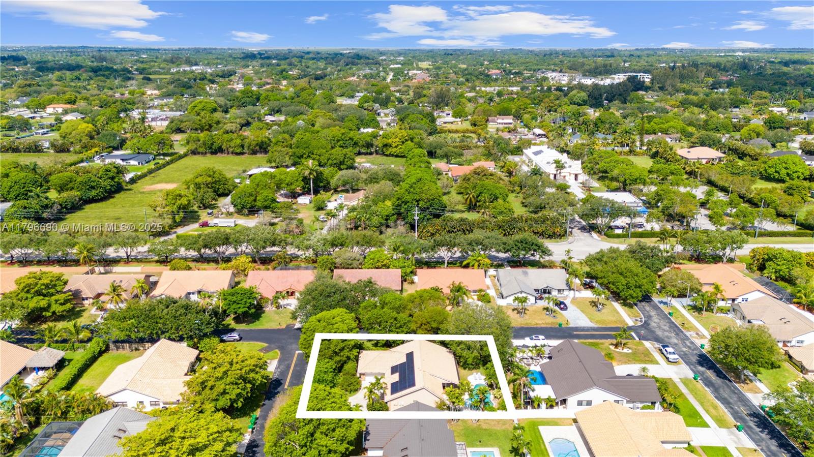 15941 Cobblestone Ct, Davie, Florida image 26