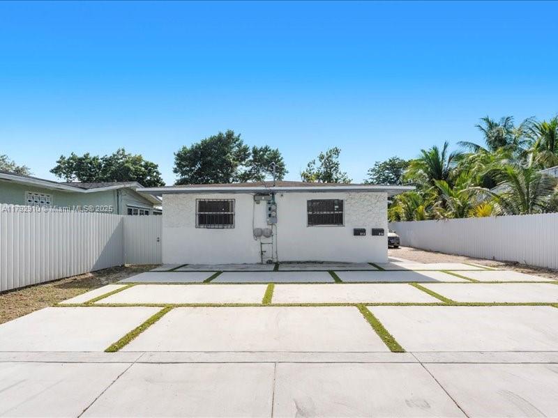 Property photo # 2