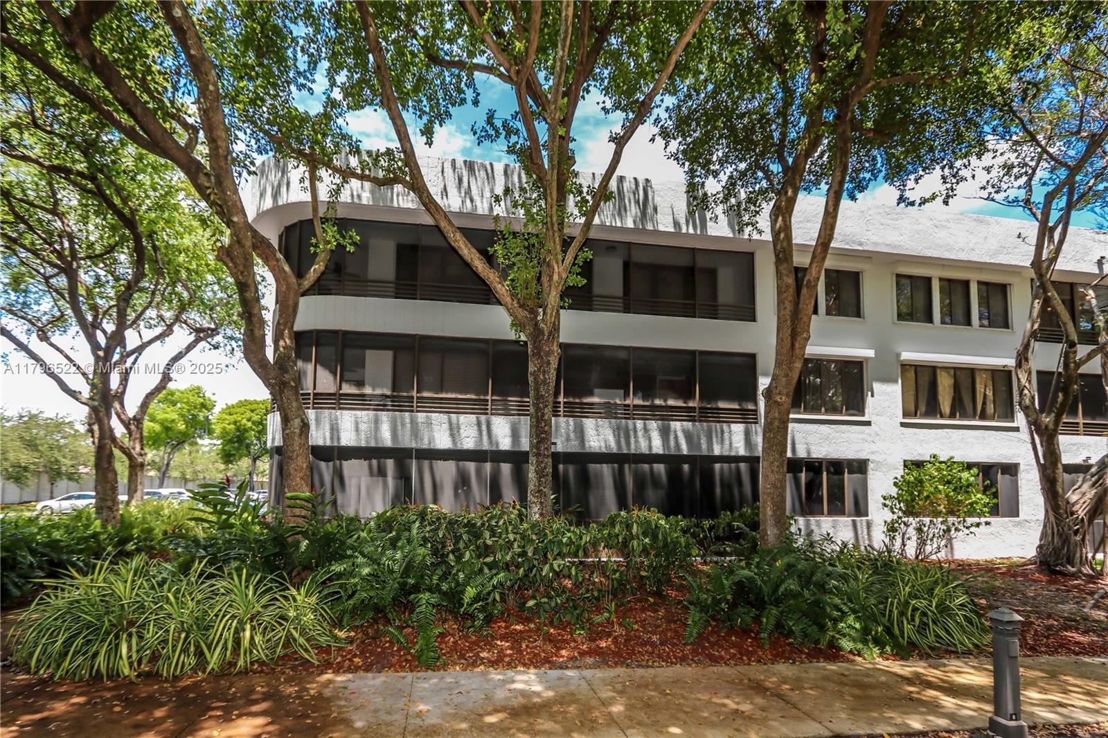 1490 Sheridan St #26A, Hollywood, Florida image 40