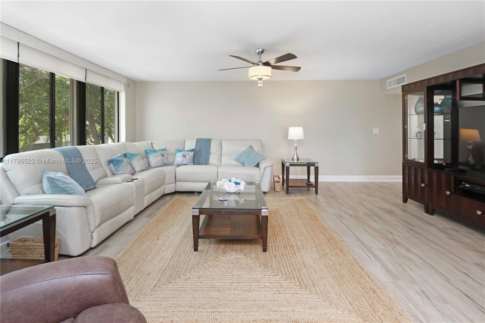1490 Sheridan St #26A, Hollywood, Florida image 5