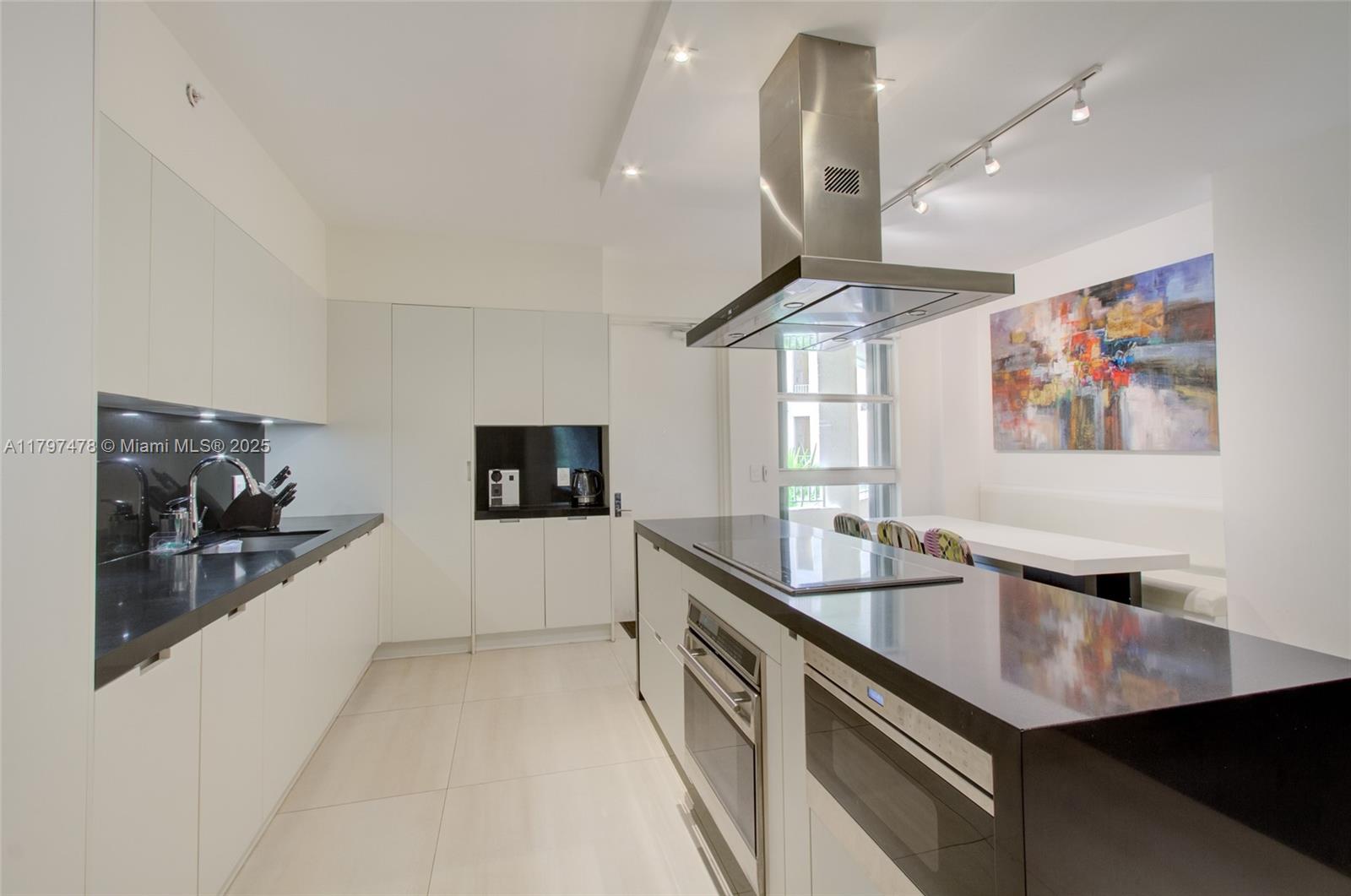 701 Crandon Blvd #402, Key Biscayne, Florida image 6