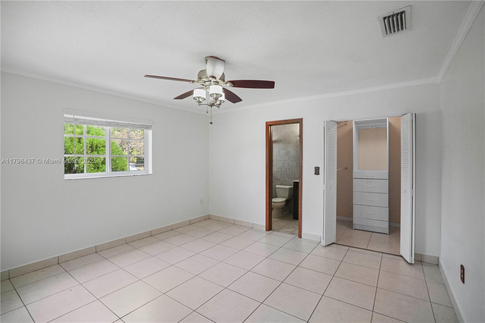 1900 SW 24th St, Miami, Florida image 7