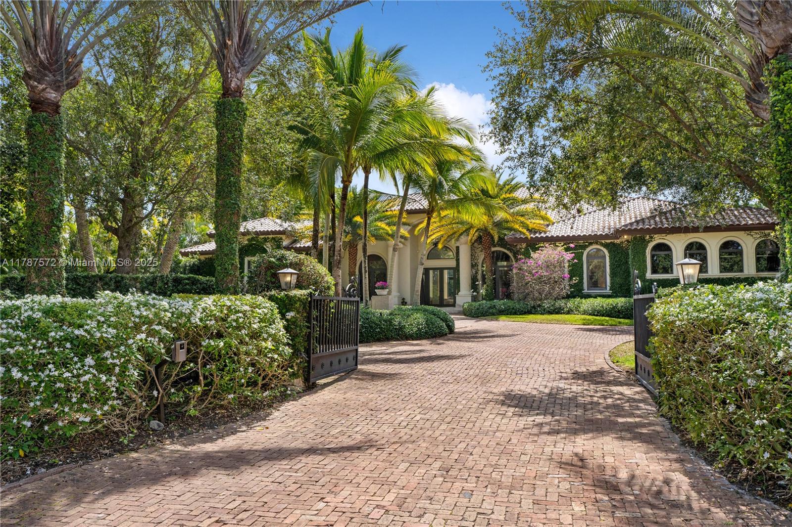 10120 SW 72nd Ave, Pinecrest, Florida image 37