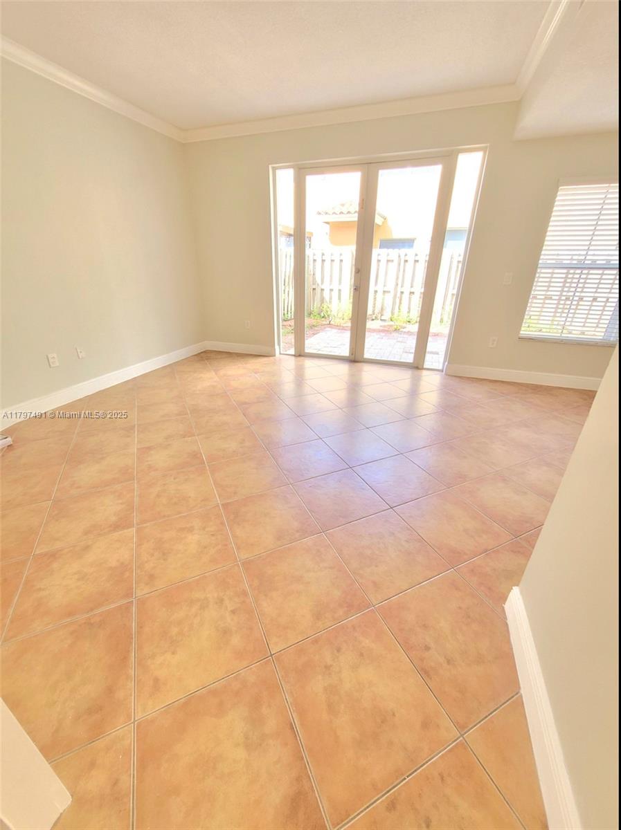8551 NW 141st Ter #301, Miami Lakes, Florida image 2