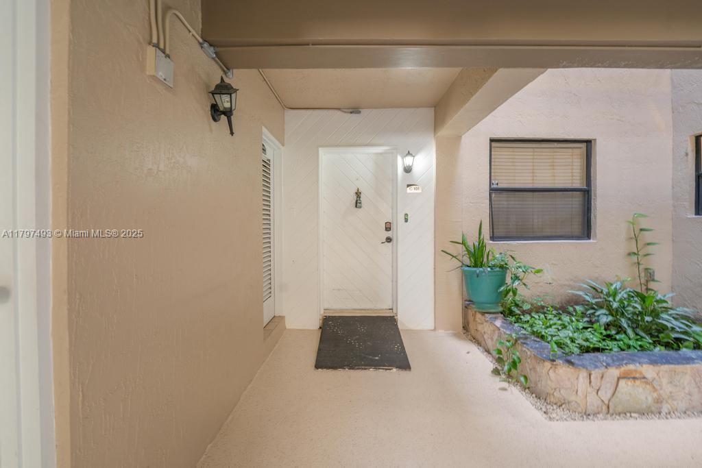 Property photo # 6