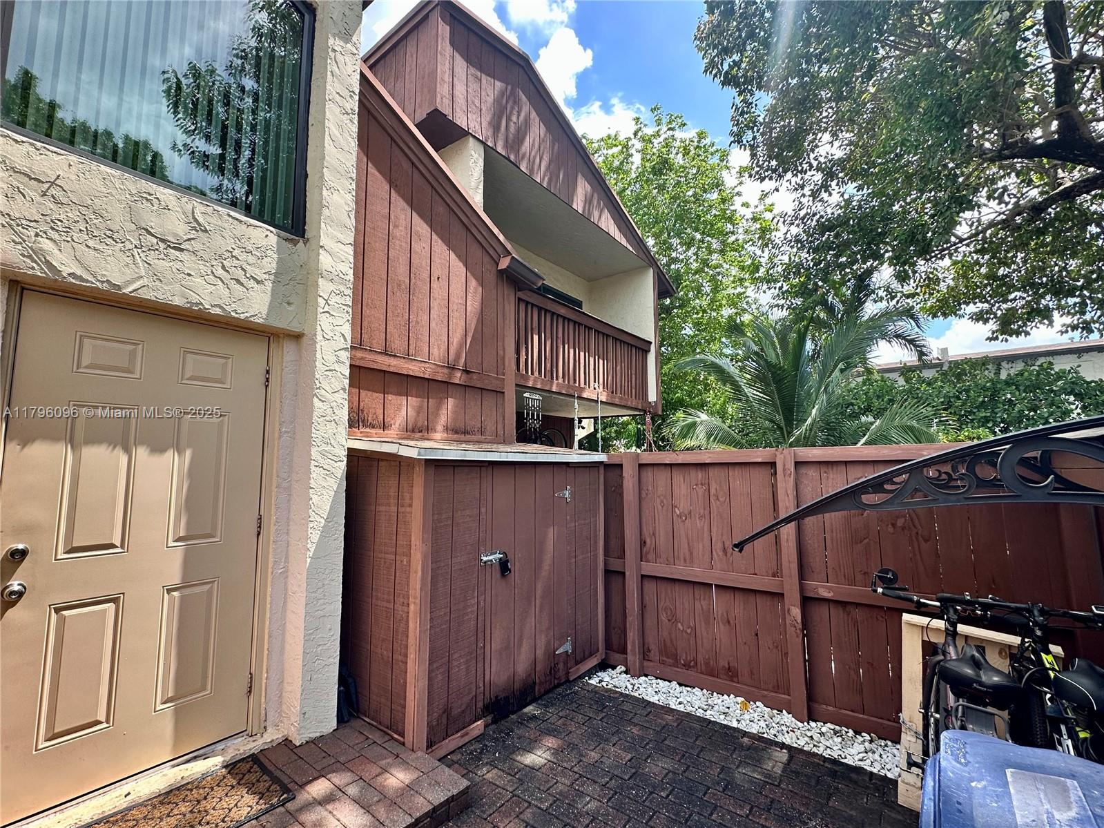 Property photo # 9