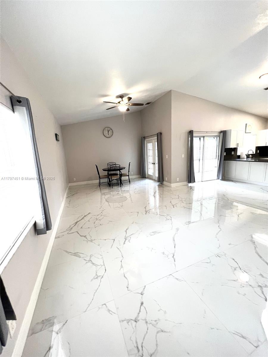 Property photo # 4