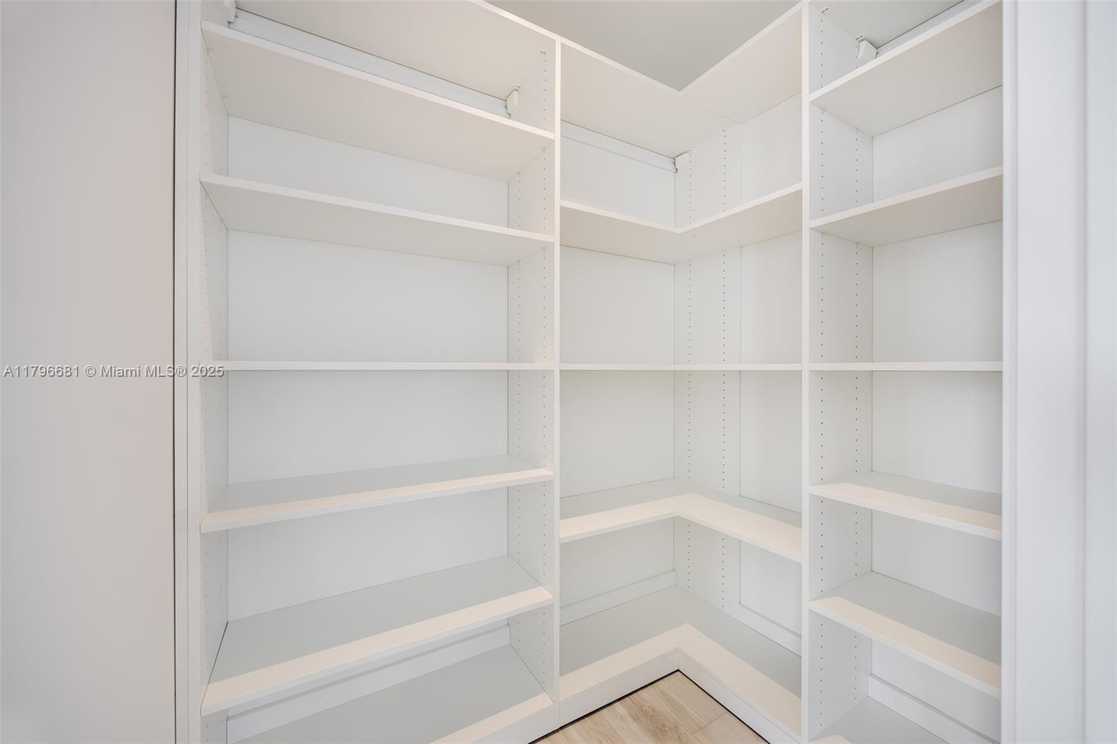 2678 Tigertail Ave #1802, Coconut Grove FL 33133