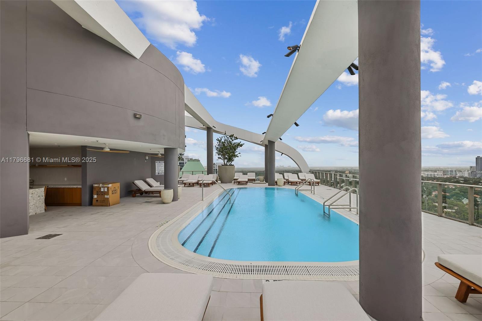 2678 Tigertail Ave #1802, Coconut Grove FL 33133
