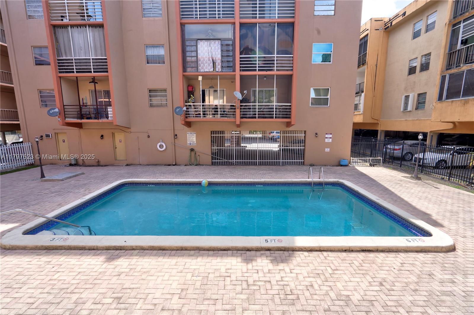 Property photo # 4