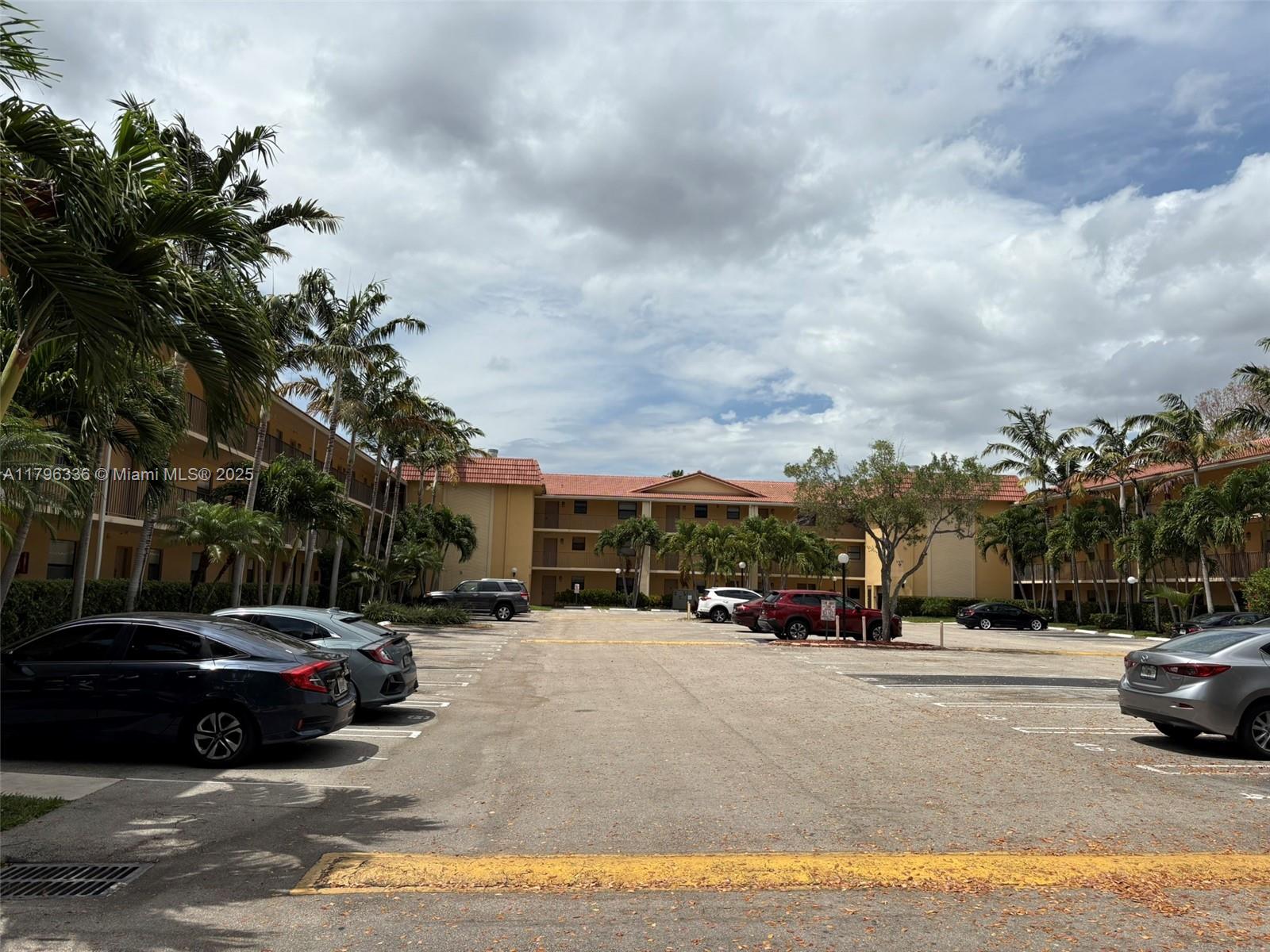 11453 NW 39th Ct #110-2, Coral Springs, Florida image 2