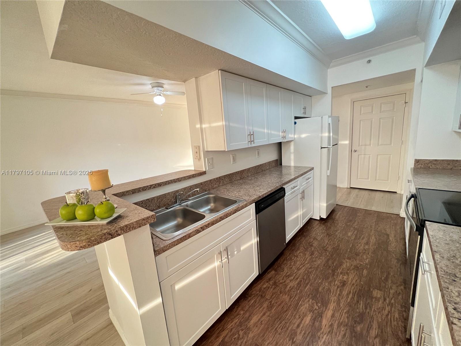 Property photo # 0