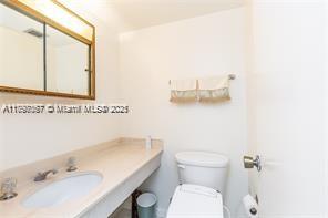 Listing Photo 11