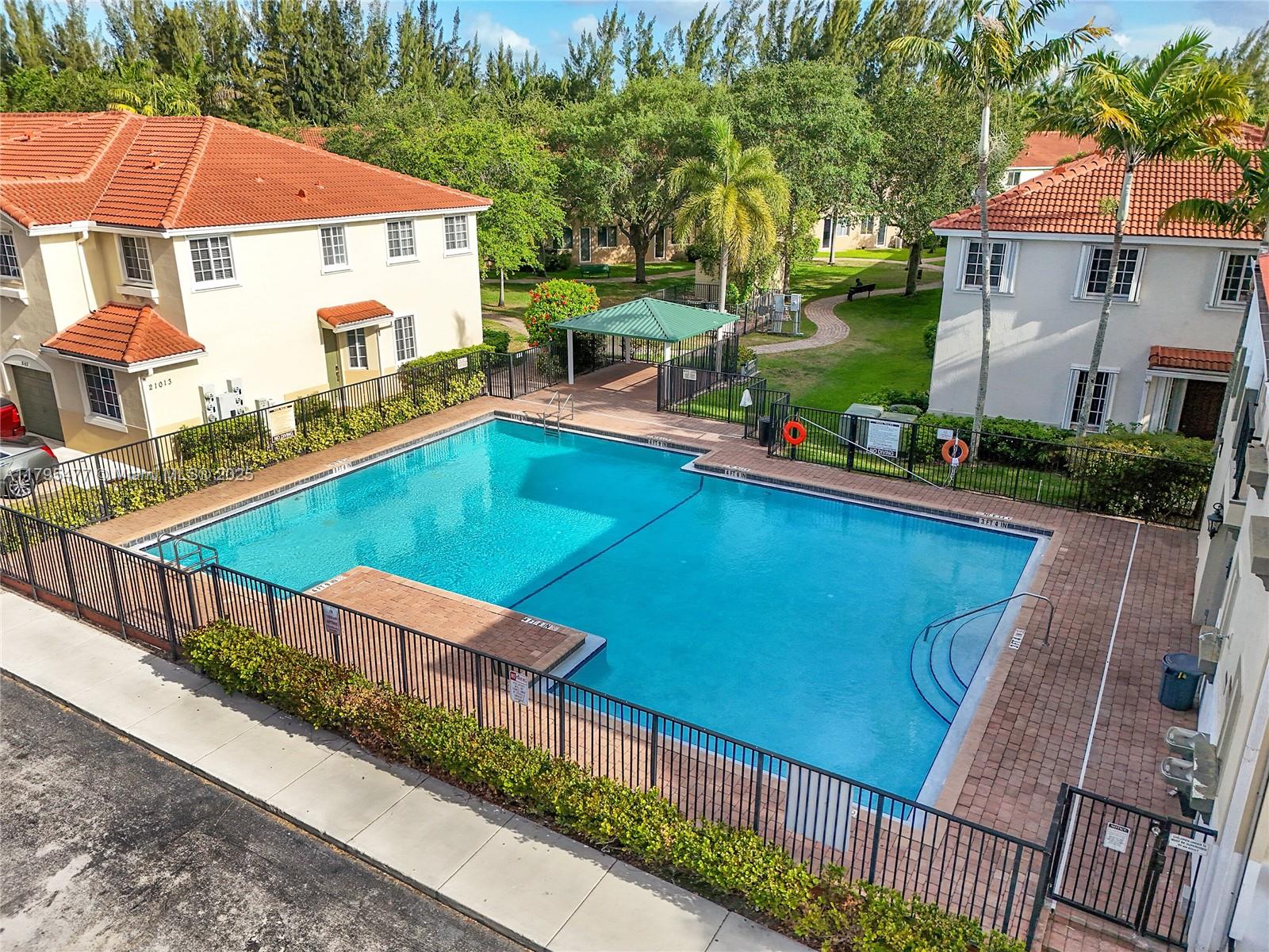 21133 NW 14th Pl, Miami Gardens, Florida image 4