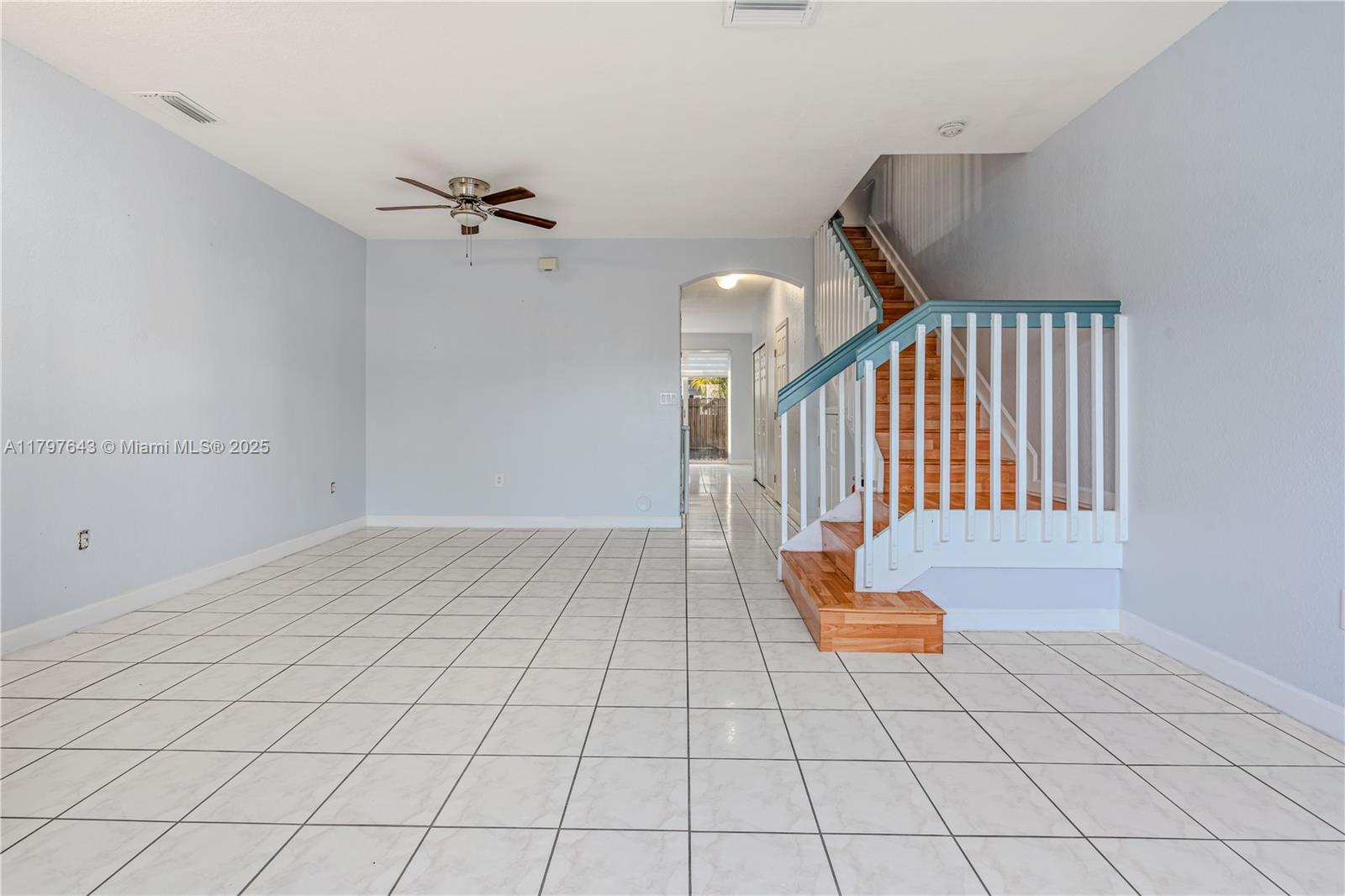 Property photo # 8