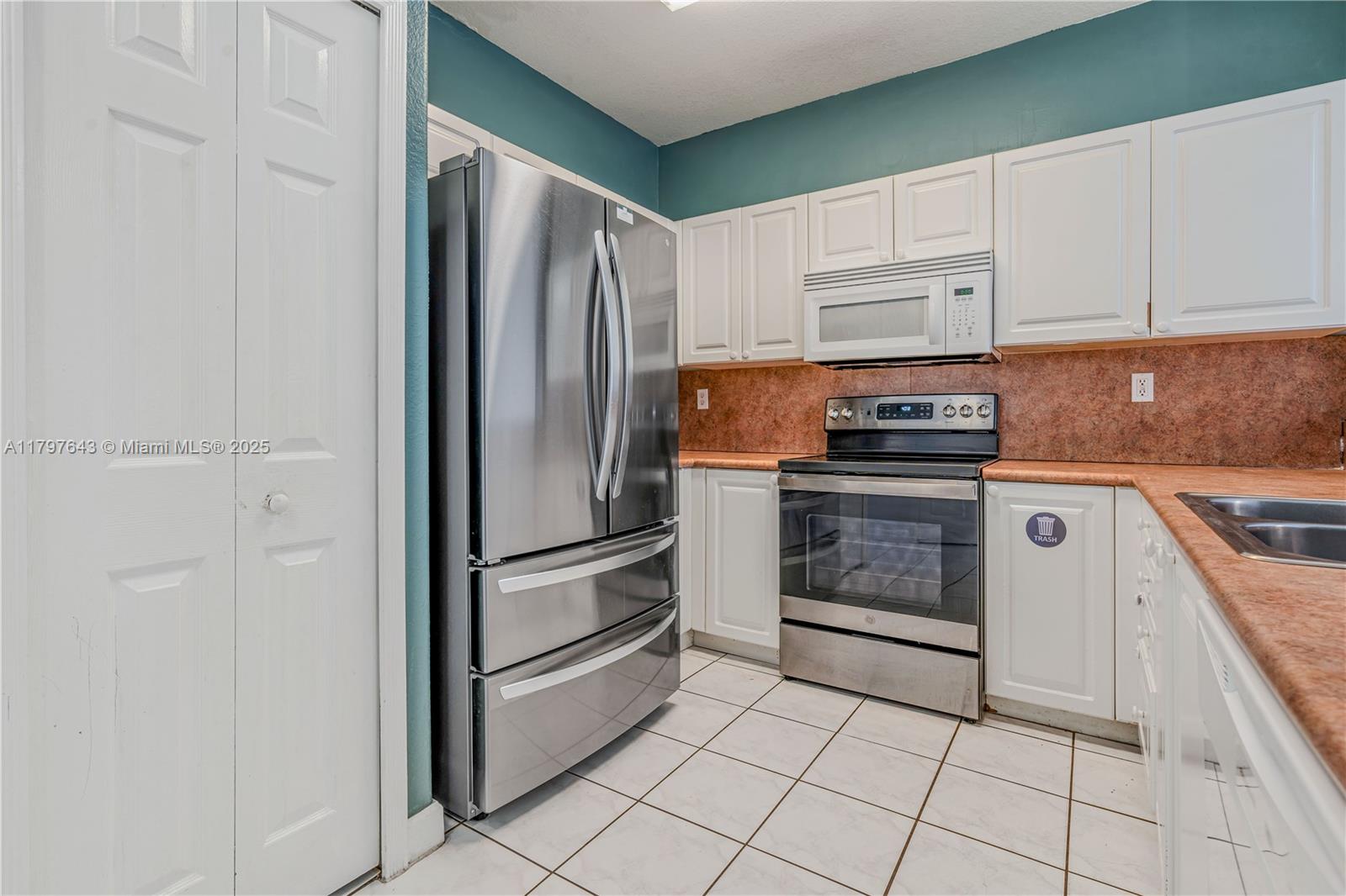 Property photo # 4