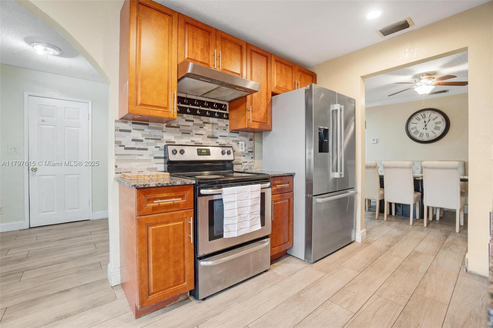 3549 NW 39th Ave, Lauderdale Lakes, Florida image 18