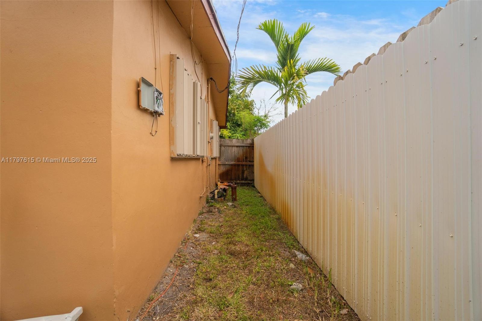 3549 NW 39th Ave, Lauderdale Lakes, Florida image 41