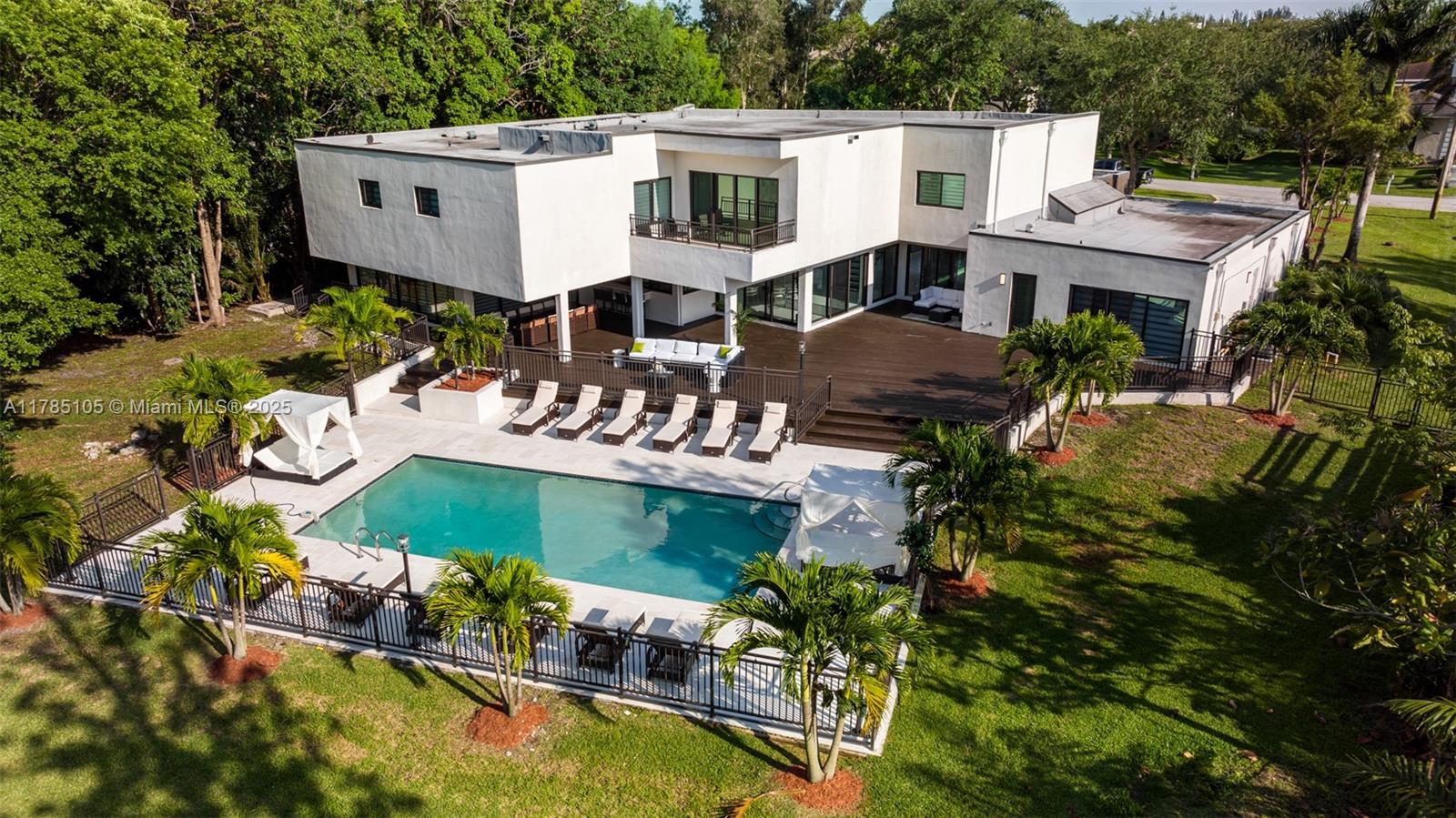 11861 NW 4th St, Plantation, Florida image 13