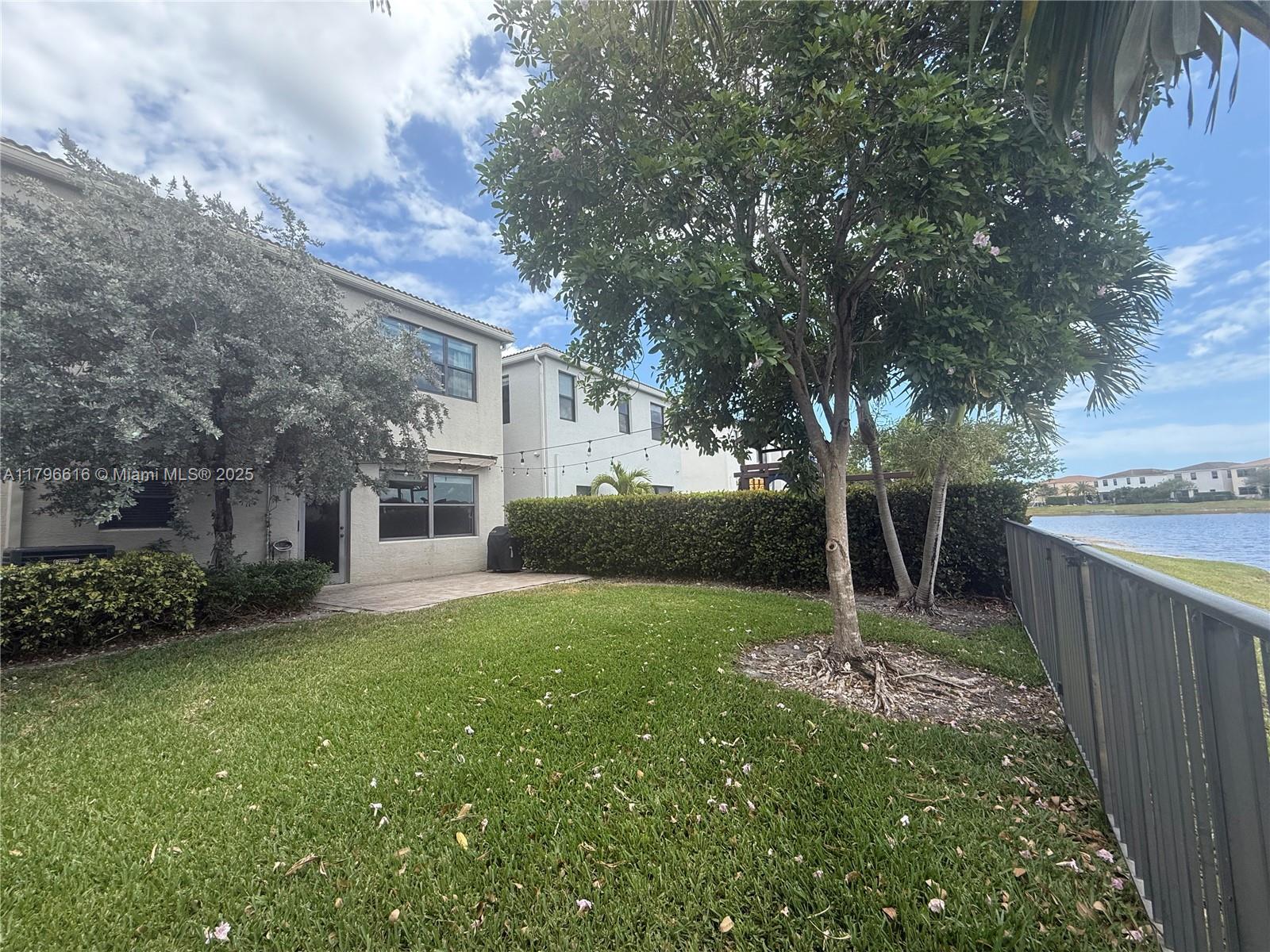 Listing Photo 15